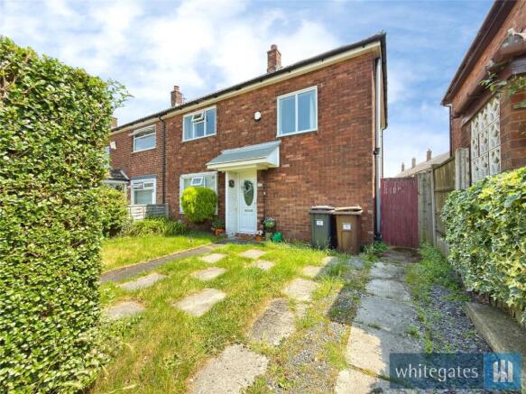 3 bed property, in St. Oswalds Lane, £165,000