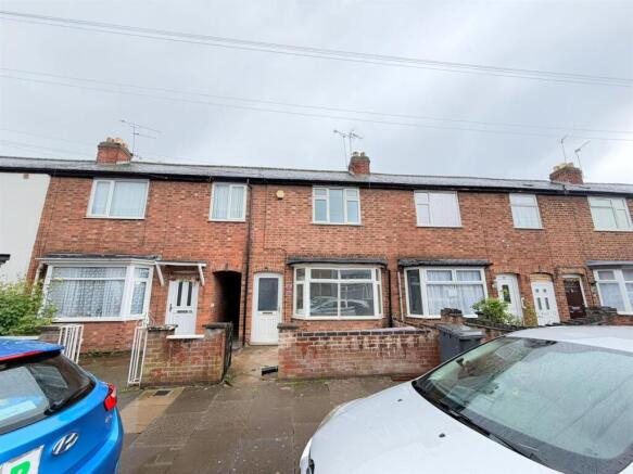 2 bed property, in Prestwold Road, £225,000