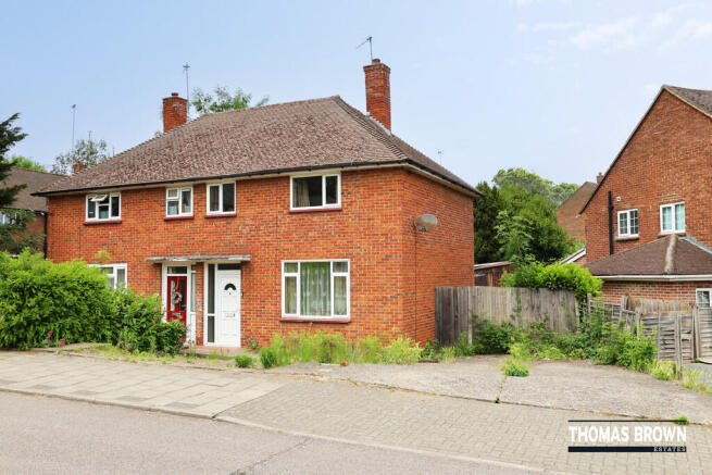 2 bed property, in Thorndon Road, £360,000