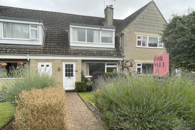 3 bed property, in Churchill Way, £299,950
