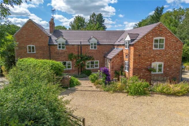 4 bed property, in Vicarage Lane, £1,100,000