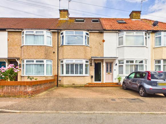 3 bed property, in River Avenue, £380,000