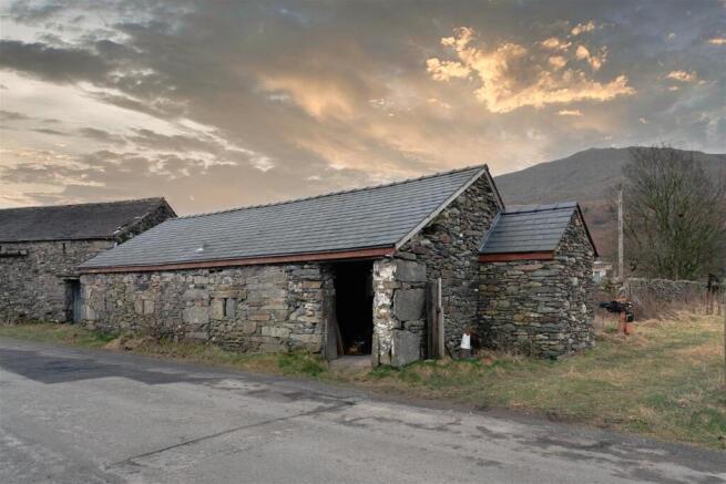 1 bed property, in Barn, £225,000