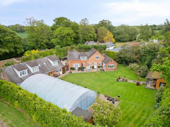 7 bed property, in A Serene Sanctuary in Witton, £875,000