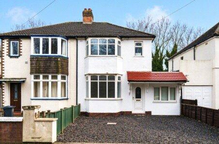 4 bed property, in Bentley Mill Lane, £250,000