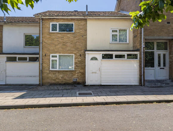 2 bed property, in The Green, £110,000