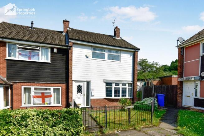 3 bed property, in Borrowdale Road, £130,000
