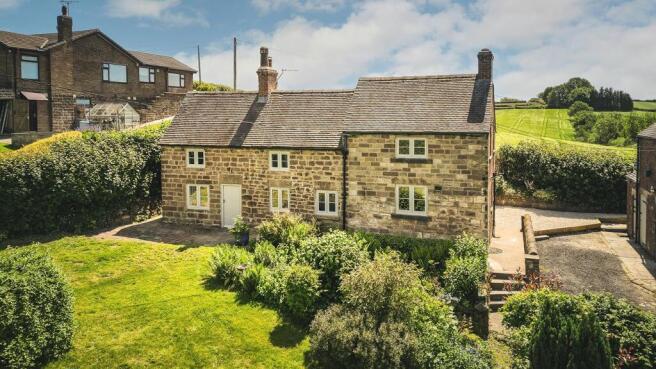 3 bed property, in Ashbourne Road, £550,000