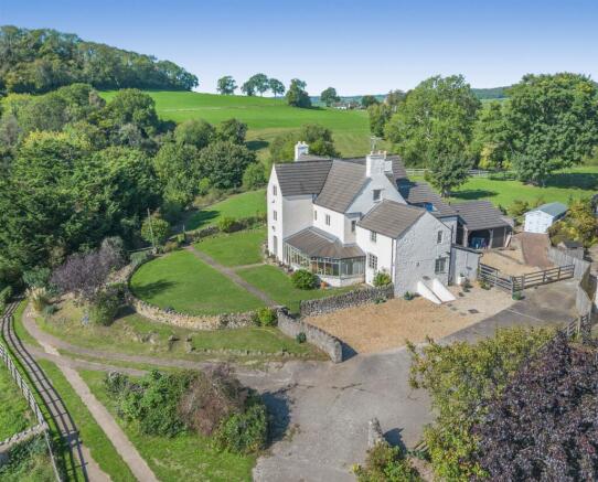 7 bed property, in St. Brides, £950,000