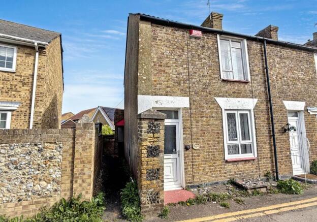 3 bed property, in 1 Mill Row, £150,000