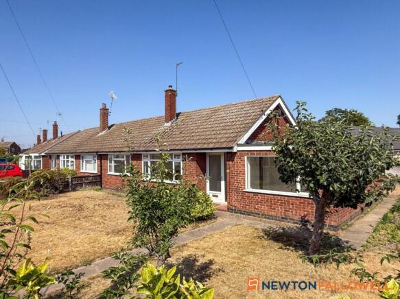 3 bed property, in Coleridge Road, £220,000