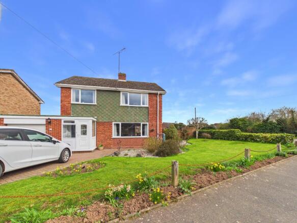 3 bed property, in Abberley Avenue, £342,950
