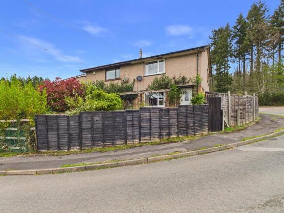 2 bed property, in Sutton Road, £195,000