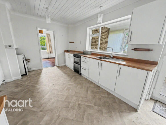 3 bed property, in Gedney Hill PE12, £500,000