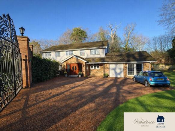 5 bed property, in Park Road, £1,450,000