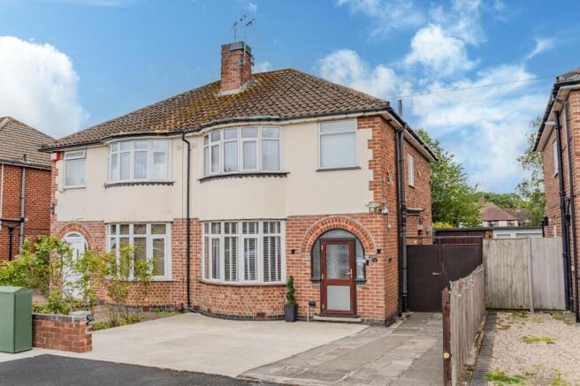 3 bed property, in Branting Hill Avenue, £270,000