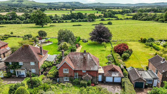 4 bed property, in Mossy Mile, £1,350,000