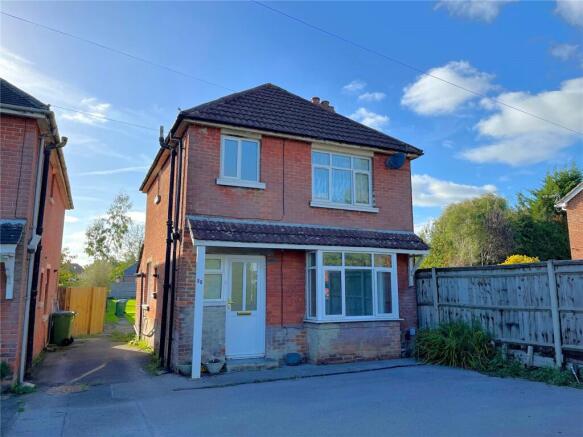 3 bed property, in Gudge Heath Lane, £370,000