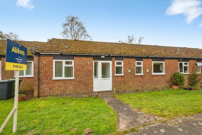 2 bed property, in Brownsfield, £145,000