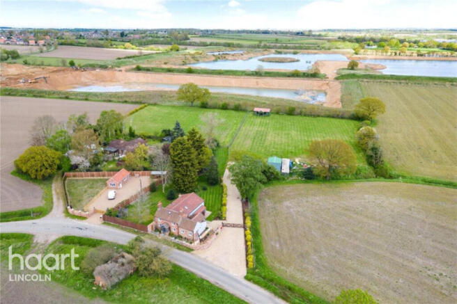 4 bed property, in Eagle Barnsdale, £700,000