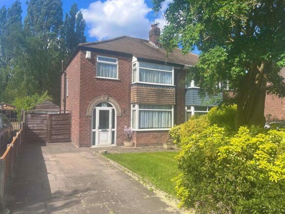 3 bed property, in Etchells Road, £350,000