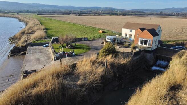 5 bed property, in Westbury-On-Severn GL14, £1,395,000