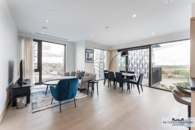 2 bed property, in Legacy Building, £1,100,000