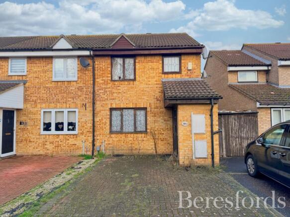3 bed property, in Pease Close, £235,000