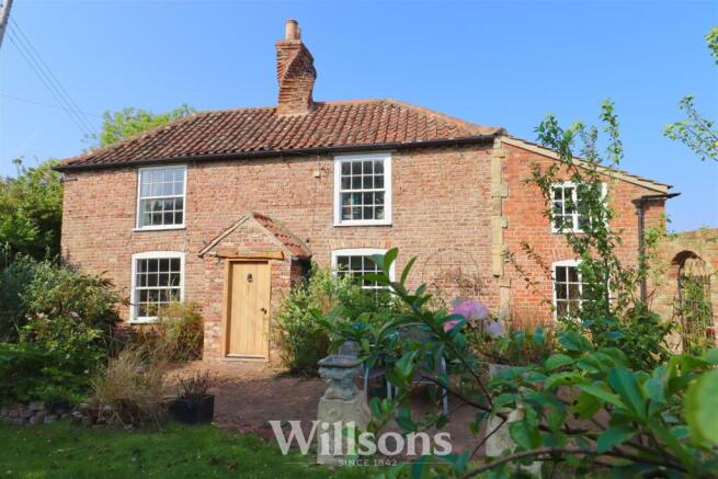 3 bed property, in Mablethorpe Road, £399,995