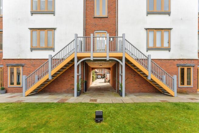 3 bed property, in Foregate Street, £235,000
