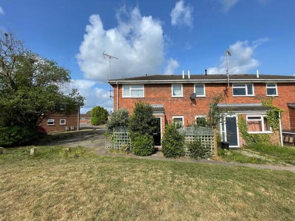 1 bed property, in Peregrine Court, £160,000