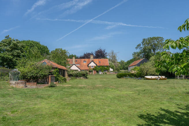 5 bed property, in The Street, £1,100,000