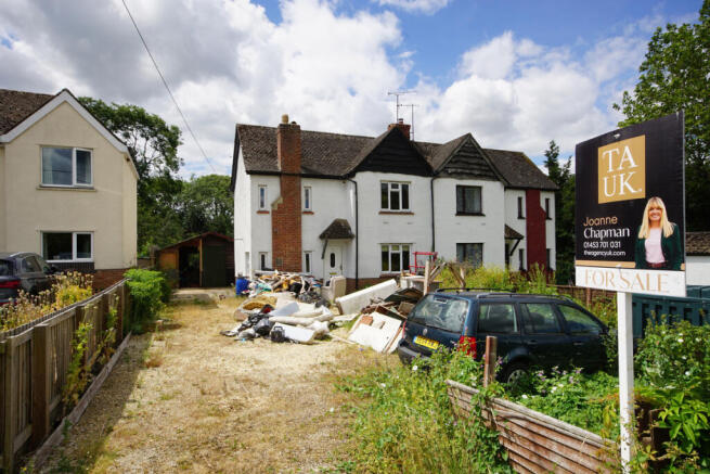3 bed property, in Hillside, £325,000