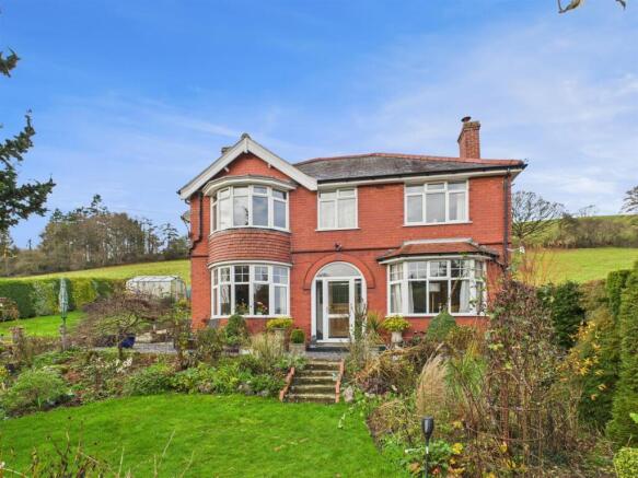 3 bed property, in Maesteg, £320,000