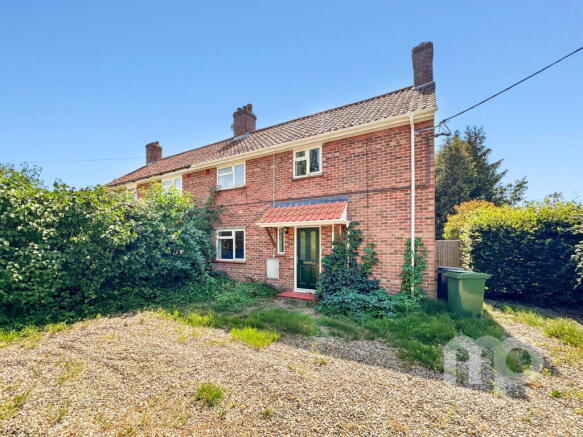 3 bed property, in The Street, £250,000