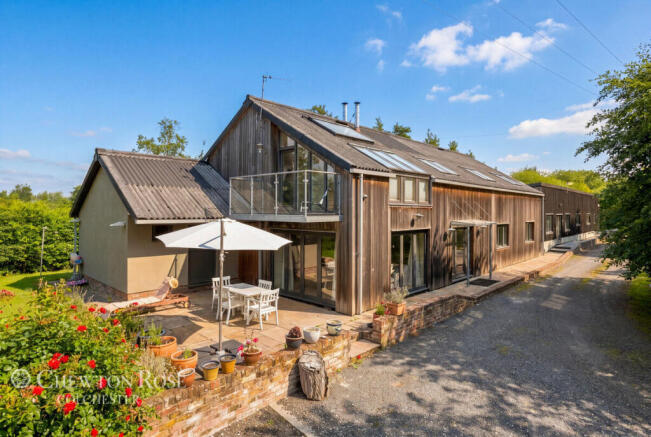 4 bed property, in Church Road, £950,000