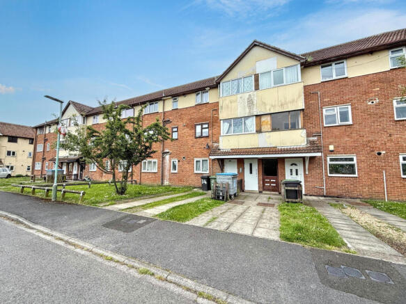 3 bed property, in Wynyard Mews, £25,000