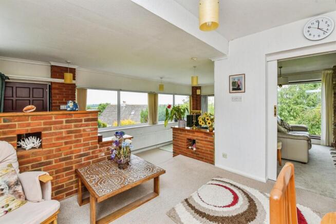 3 bed property, in The City, £575,000