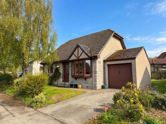 2 bed property, in David Mclean Drive, £175,000