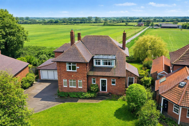 4 bed property, in Coniscliffe Road, £665,000