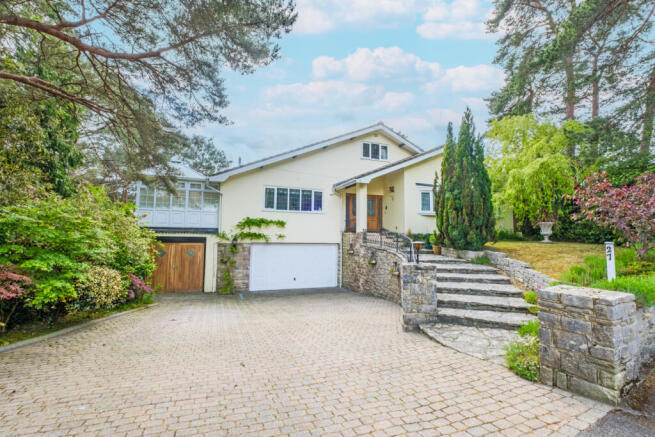3 bed property, in Links Road, £1,500,000