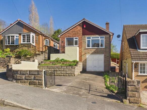 2 bed property, in Greenbank, £210,000