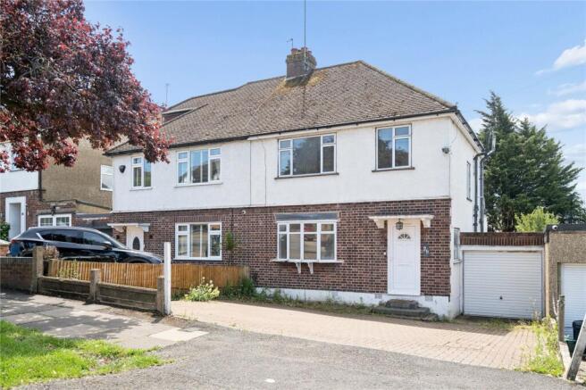 3 bed property, in Northwood Way, £765,000