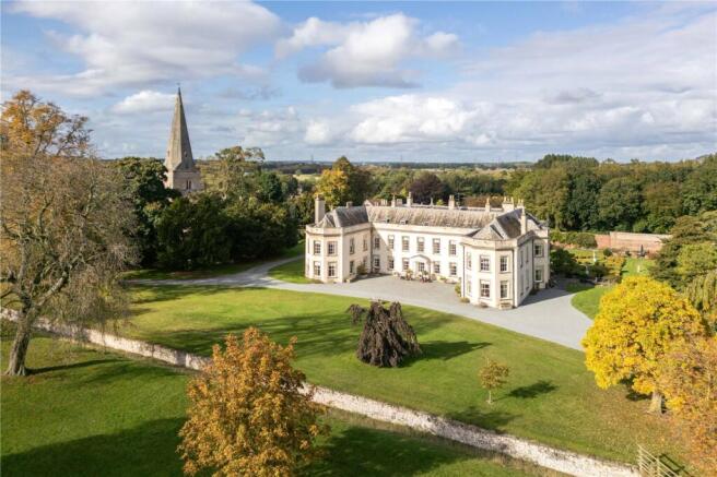 10 bed property, in Womersley, £5,000,000