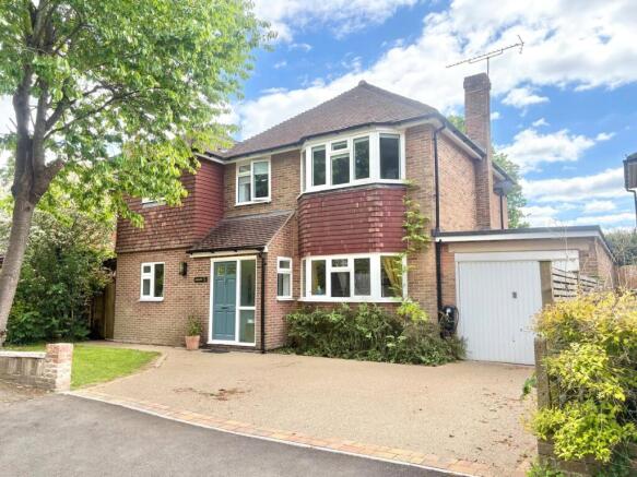 4 bed property, in Alma Lane, £795,000