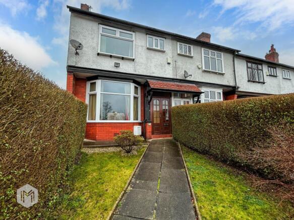 4 bed property, in Somerset Road, £210,000