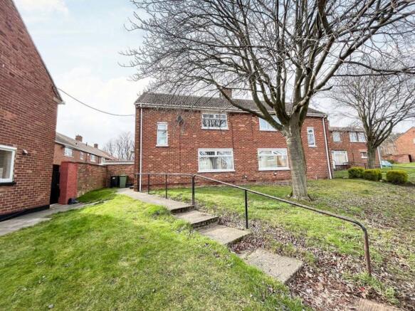 3 bed property, in Neville Road, £59,000