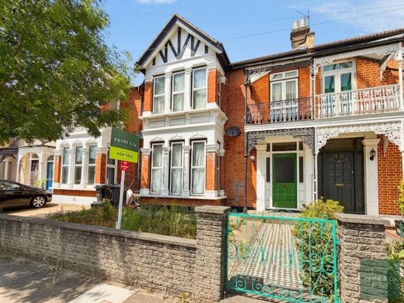 4 bed property, in Ranelagh Gardens, £720,000
