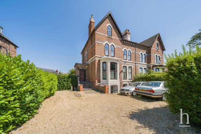 7 bed property, in Shrewsbury Road, £630,000