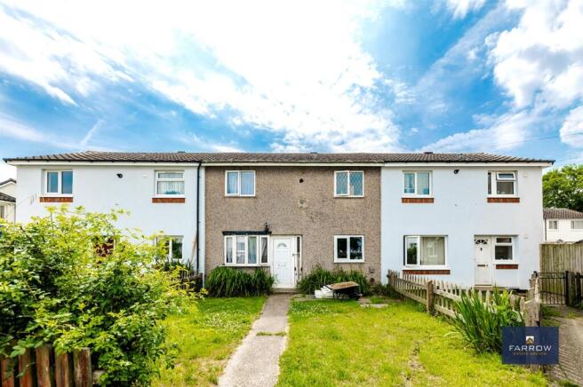 3 bed property, in Blair Walk, £59,950